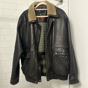 Black aviator jacket with a fur collar size L